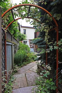 75A Garden Ave in Toronto - beautiful backyard garden