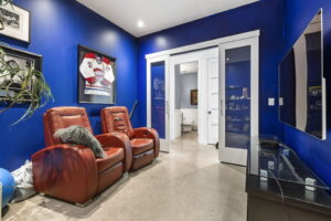 19 Brant St #904 | King West penthouse loft for lease | the BREL team Toronto real estate